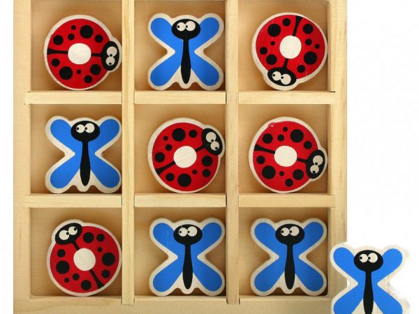 Begin Again Toys, Tic Bug Toe, Game on The Go, для детей от 3 лет, набор из 11 предметов