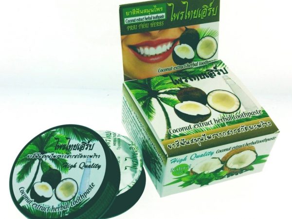 Зубная паста с экстрактом кокоса отбеливающая / Coconut Natural Herbs Toothpaste